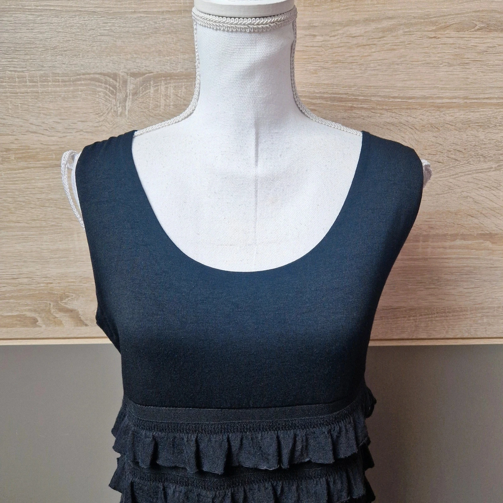 Vestido negro 👗 – photo 3